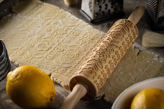 15.25" Embossed Rolling Pin, Spring/Summer Design