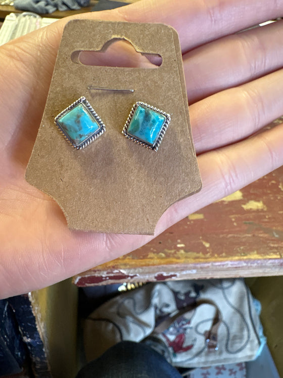 TURQUOISE AND STERLING SILVER STUD EARRINGS