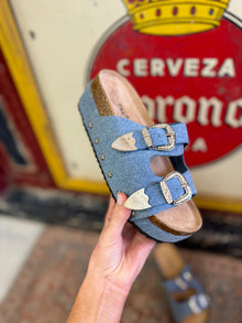  Western Buckle Slides Sandals