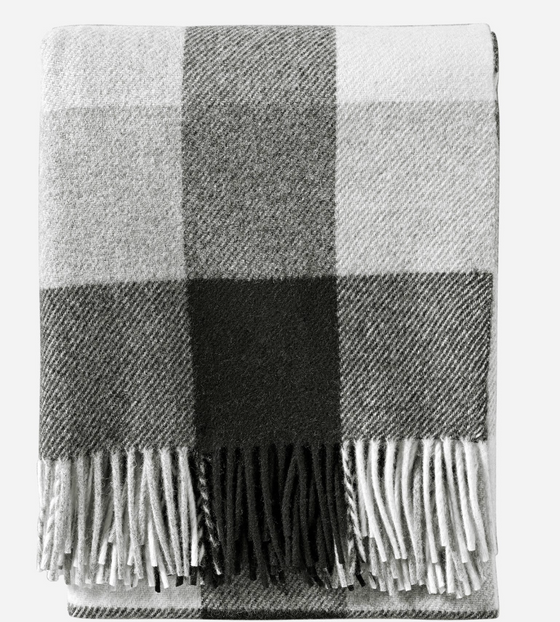 ECO-WISE WOOL FRINGED THROW