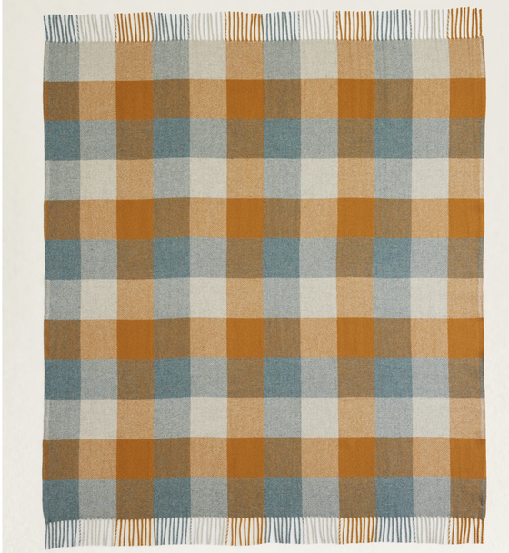 ECO-WISE WOOL FRINGED THROW