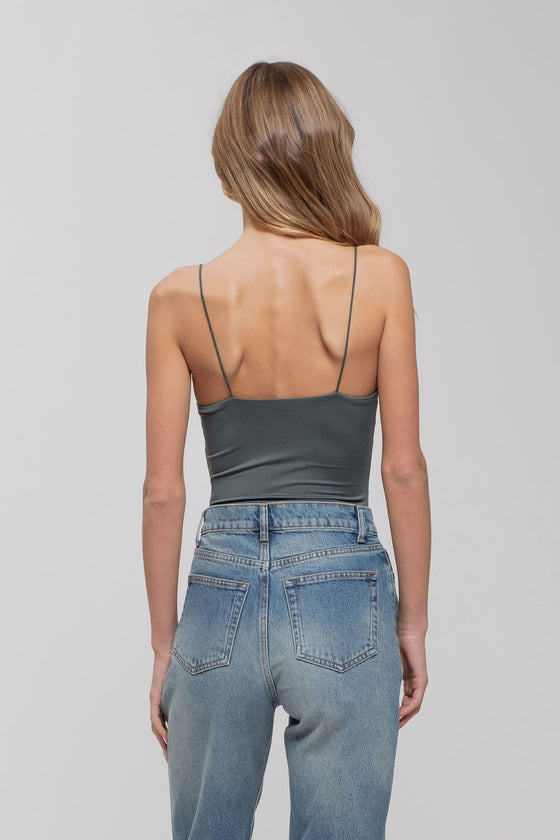 THIN STRAPED SEAMLESS KNIT BODYSUIT