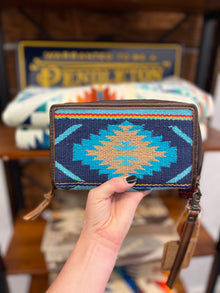  Mojave Sky Kacy Wallet